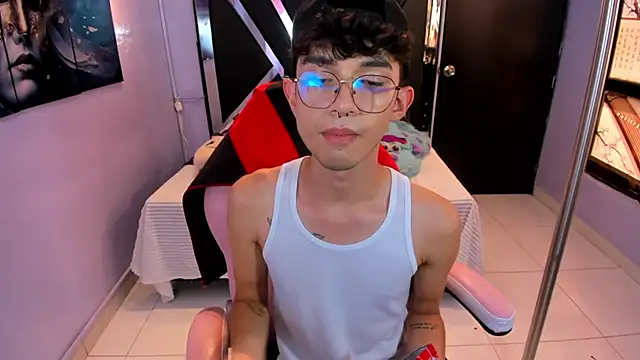 Chat +18 de LiamHeatx ao vivo