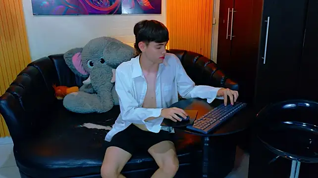 Brian_Montes' Live XXX Chat