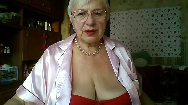 XXX chat uživo modela SweetCherry27