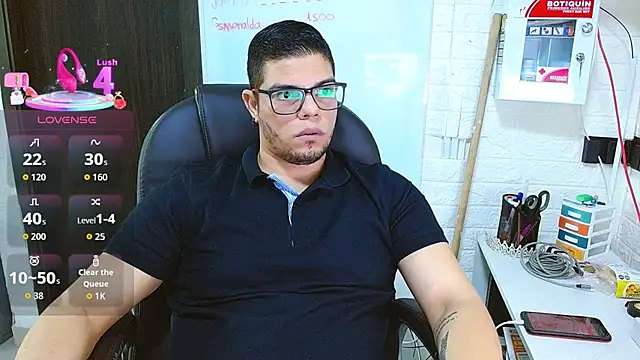 Онлайн чат XXX Realjoel01