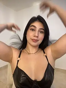 XXX chat uživo modela _HannahFox_