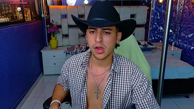 ian_sprouse live XXX chat