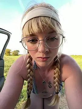 Czat XXX na żywo – LinaLeana