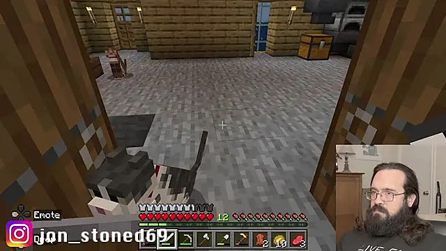 Apocalypse_Jerry live XXX chat