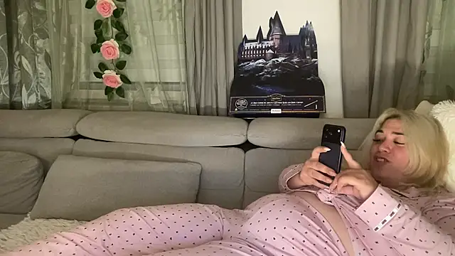 دردشة Monageil الجنسية المباشرة