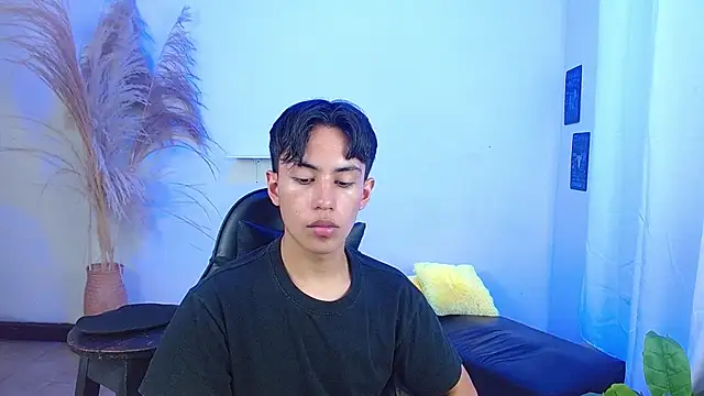 Chat XXX en directo de angelocum18