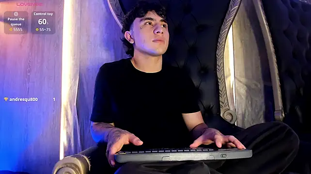 Chatroom XXX en direct de Zack_Bellmont1