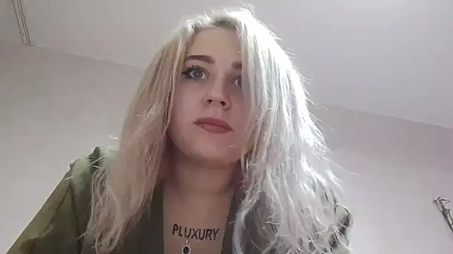 IsaWhitton live XXX chat