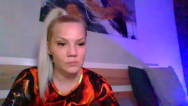 Arelinao live XXX chat