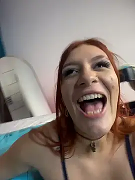 RedHotTeaseXXX live XXX chat