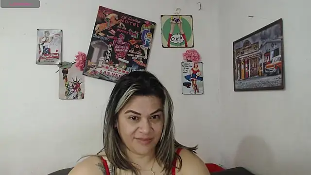 pamela_echeverria Chat XXX in diretta