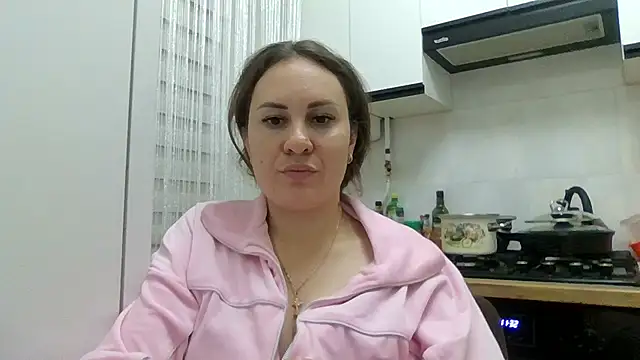 Chat +18 de MeadowEyes ao vivo