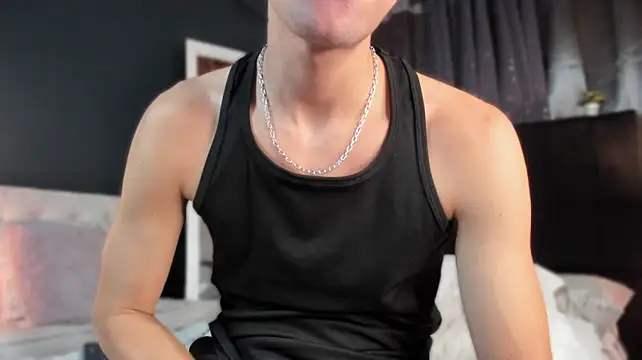 Chat +18 de NovaaWheler ao vivo