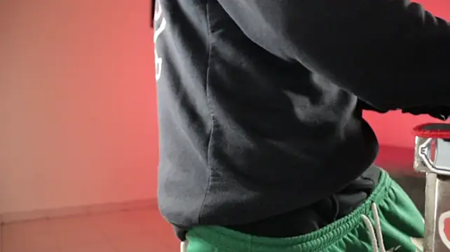 trieone 现场XXX聊天
