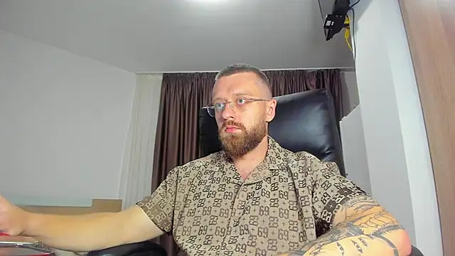 Findom_guy – Naživo XXX chat