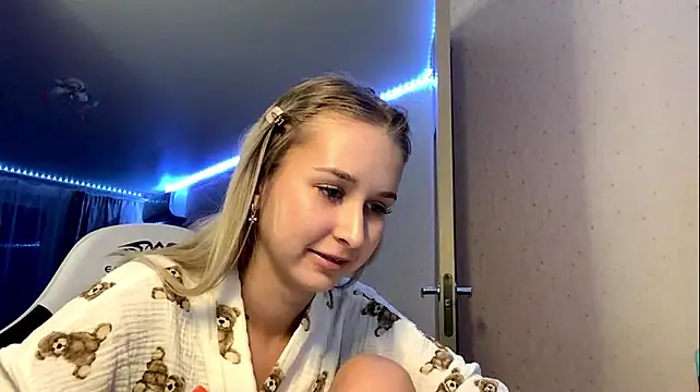JoyBold - show my sexy bra