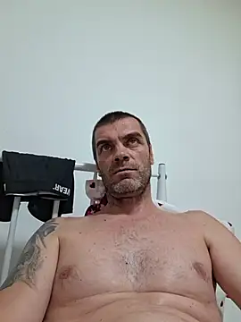 SIRMASTERDOMINATORXXL 现场XXX聊天