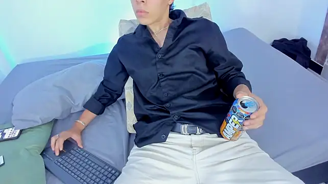 צ'אט XXX בשידור חי של Cristopher_black