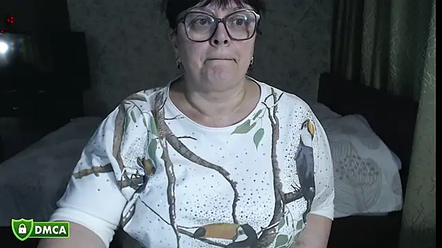 BrandiOhNight élő XXX-chatje