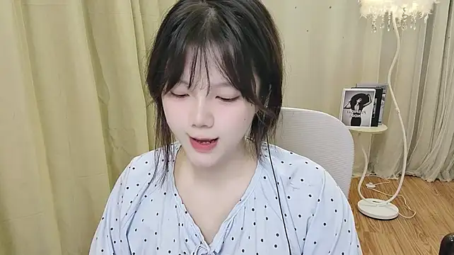 YaYa668866's Live XXX Chat