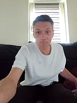 Chat XXX ao vivo de tomek84