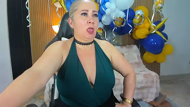 Danna_topless - Flash Boobs💎💋