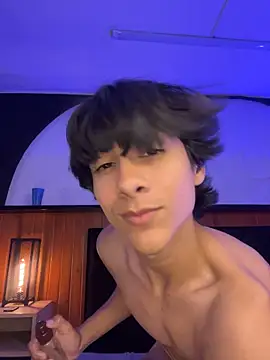 Chat XXX Live Cheys_Mast