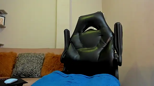 kevin_23_ Live XXX-Chat