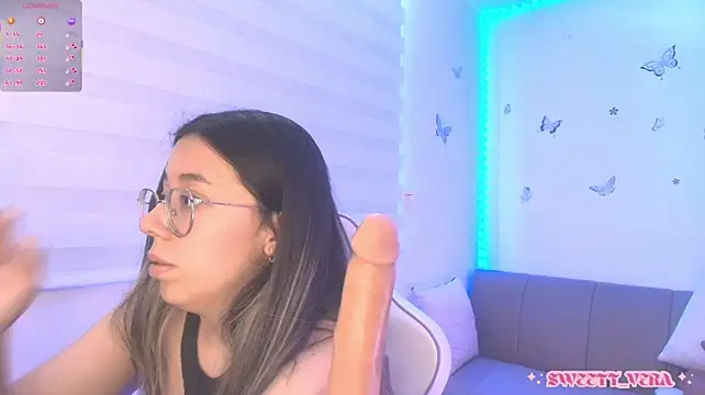 sweettvera Chat XXX live