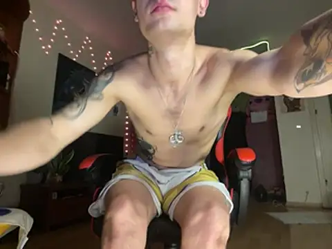 צ'אט XXX בשידור חי של Mike_severi2