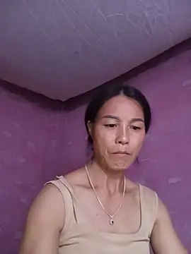 Chat +18 de Lily-ly ao vivo