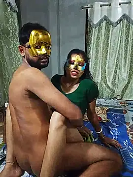 Hot_Urvashi_ Chat XXX live
