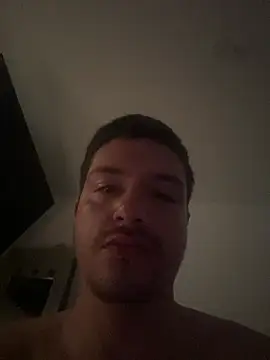 Show modela leo_nico2036 na web-kameri