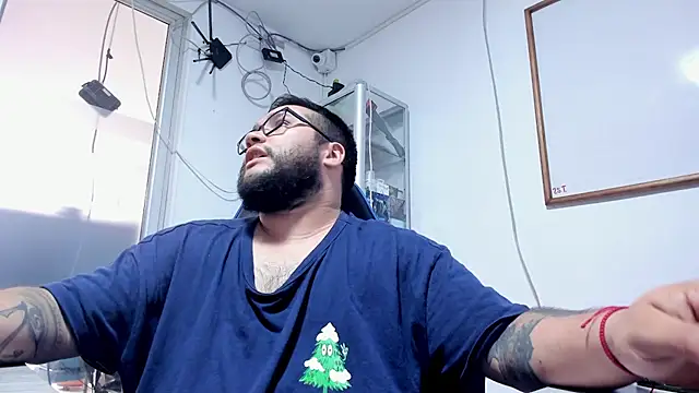 XXX chat uživo modela VINCEDMAGLIOO