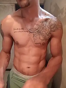 Czat XXX na żywo – HOTWOLF_FIT