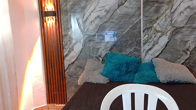 دردشة Monyel_Blake الجنسية المباشرة