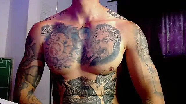 Онлайн чат XXX Adam_Hudsond