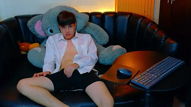 Brian_Montes – Naživo XXX chat
