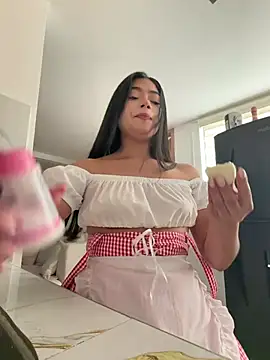Sara_rousse10's Live XXX Chat