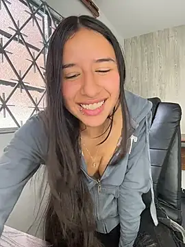 LilyRossi_ - Show tits