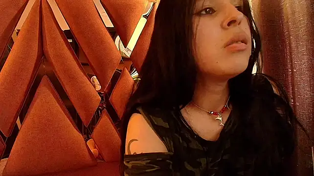 Chat XXX en directo de Nixie_Velvet