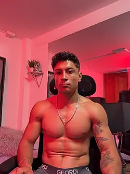 Chat XXX ao vivo de MR_MUSCLE