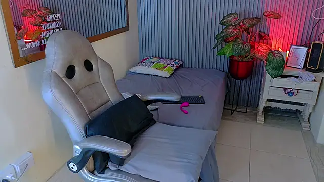 CherrySamantha_'s Live XXX Chat