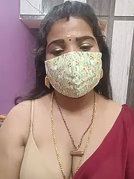 XXX chat uživo modela Devi_Tina