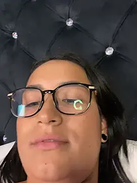 Val12777's Live XXX Chat