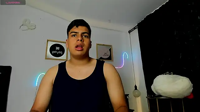XXX chat uživo modela Patrick_Smith_