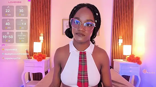 Chloebrunnie - Slow body tease✨