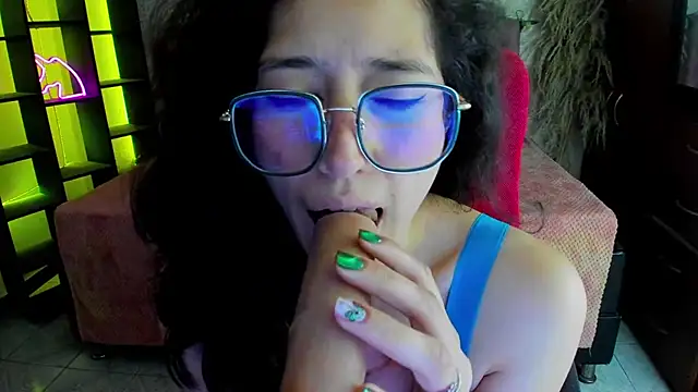 Živý XXX chat Sarah_Clarc