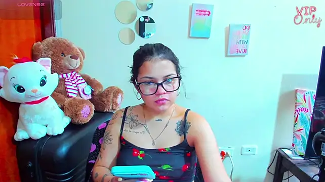 Chat XXX ao vivo de angelina_77