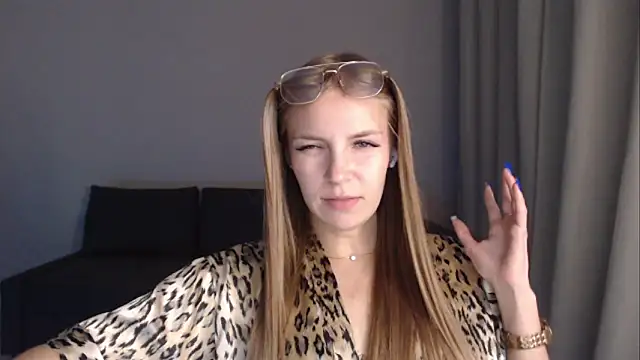 HitGyrl – Live XXX-chat